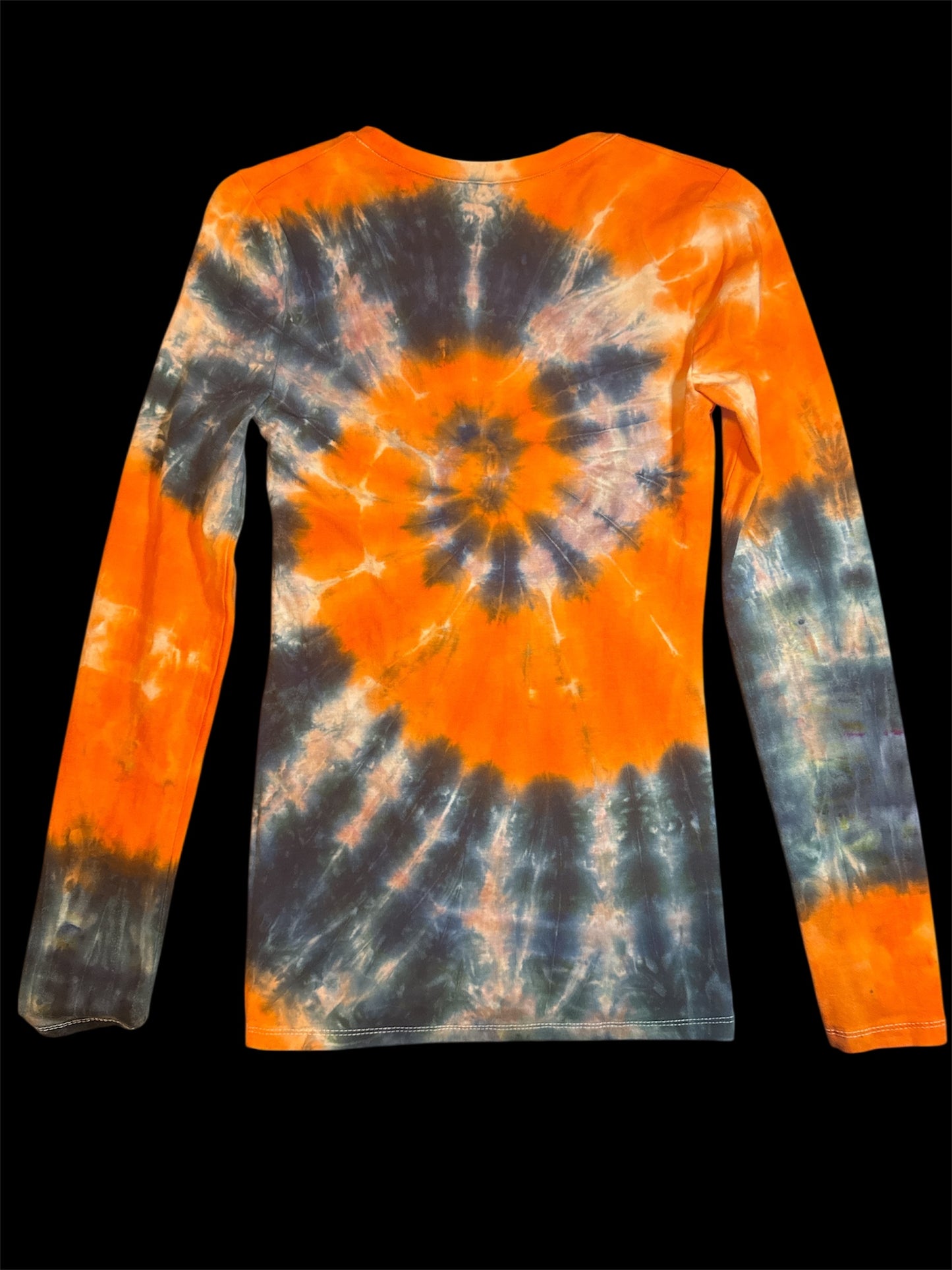 Ladies V neck Small tie dye